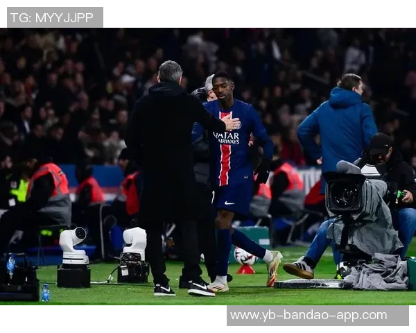 萨内29岁中场展现绝佳技巧连过三人后远射破门震撼全场